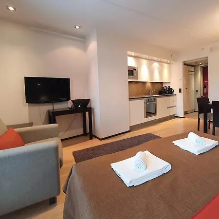 Gold Apartment *